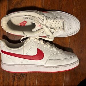 Men’s size 11 gently used Nike
